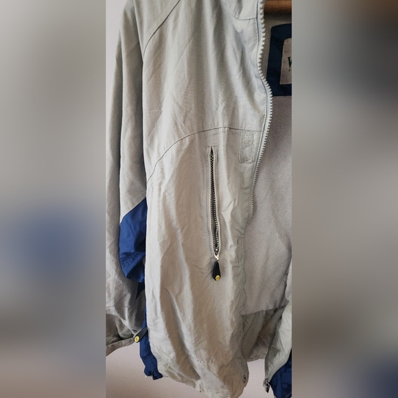 WindRiver Waterproof Windbreaker/raincoat - Picture 7 of 10